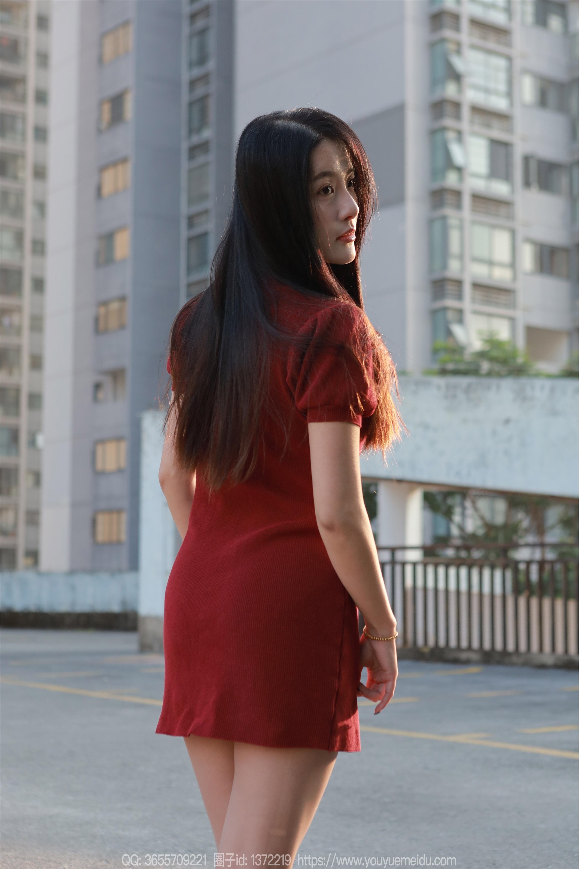 IESS异思趣向  2025.02.21 丝享家 1983 婉萍《红苹果（下）》